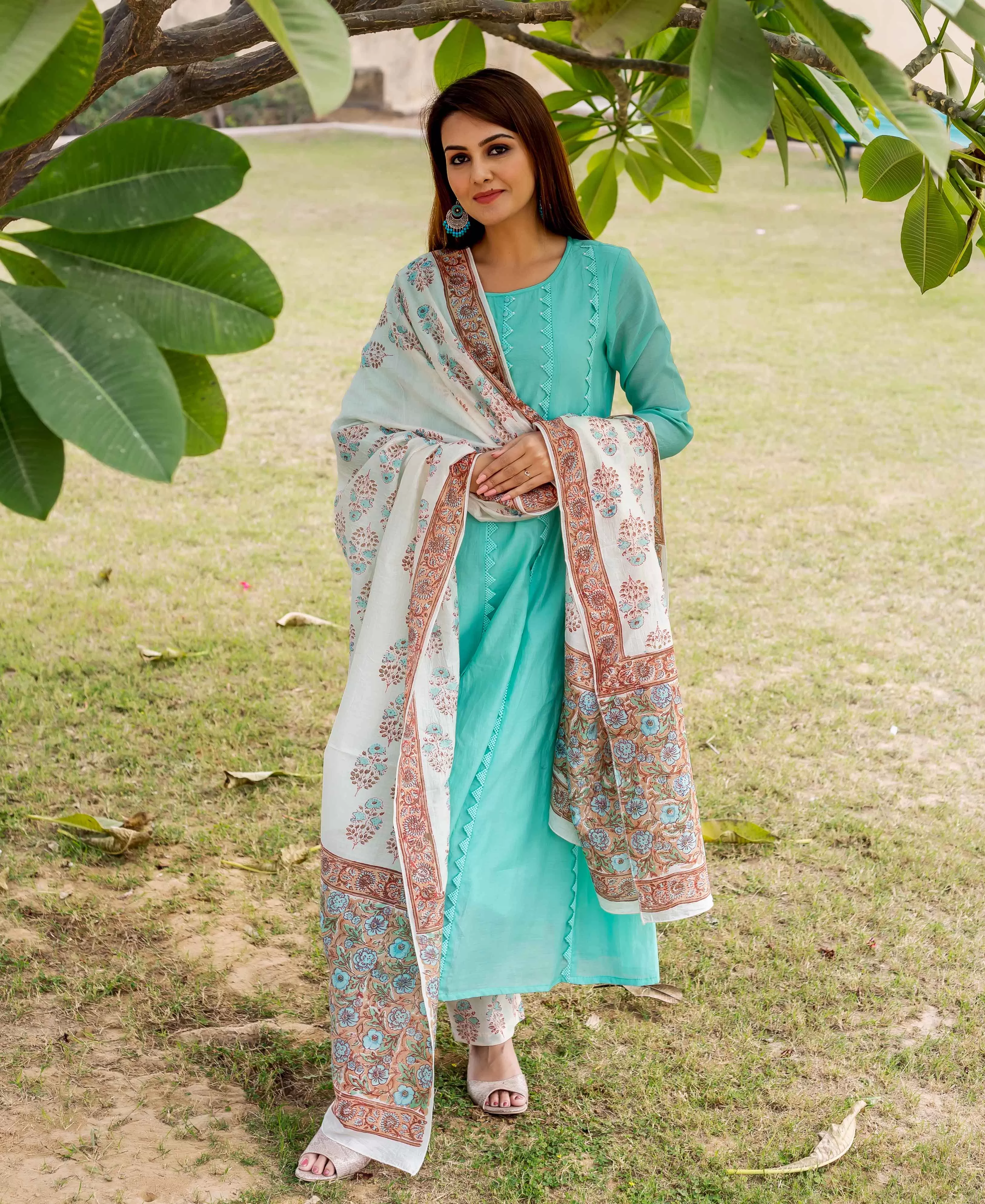 Aryahi Sea Green Chanderi Embroidered Kurta