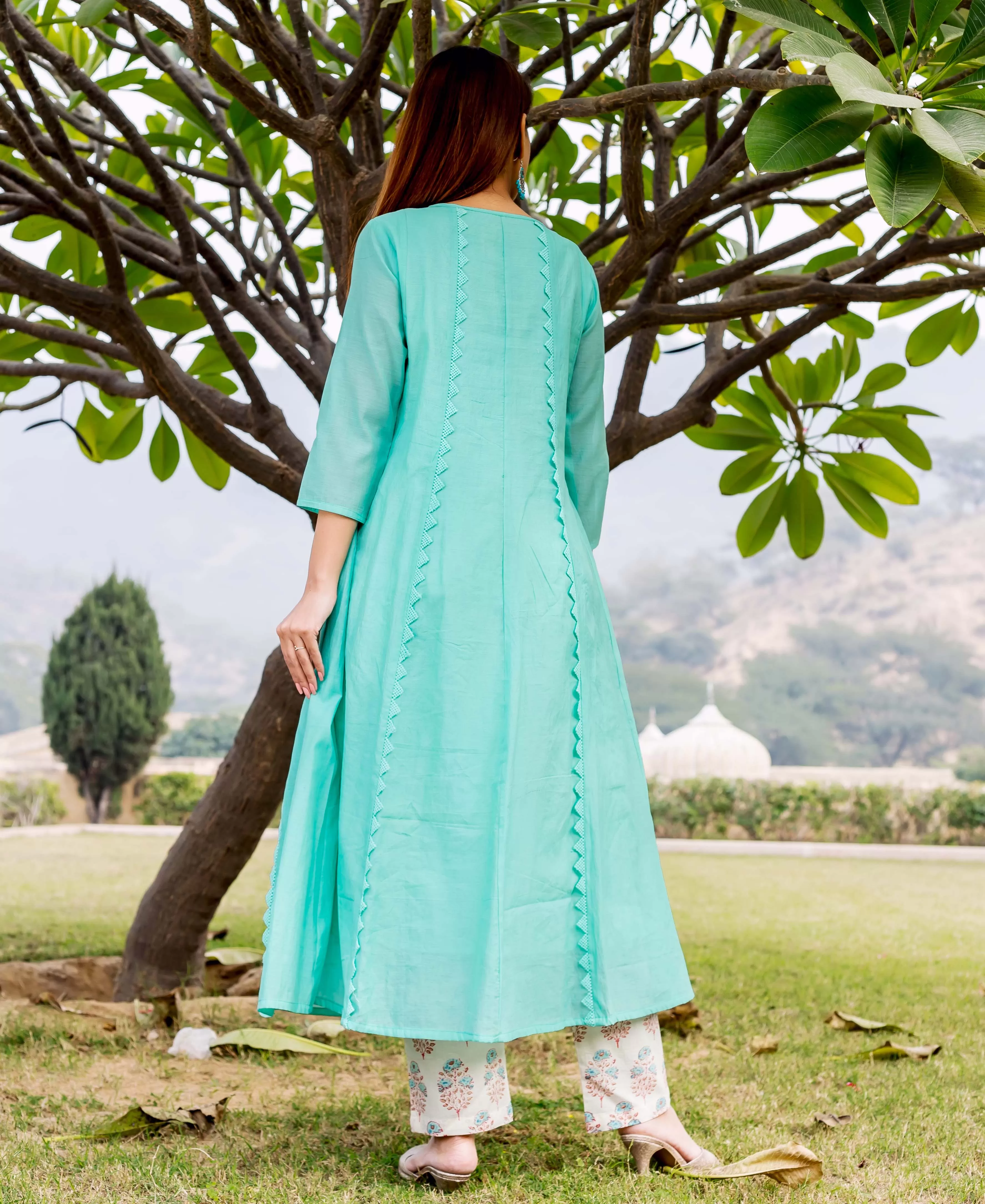 Aryahi Sea Green Chanderi Embroidered Kurta