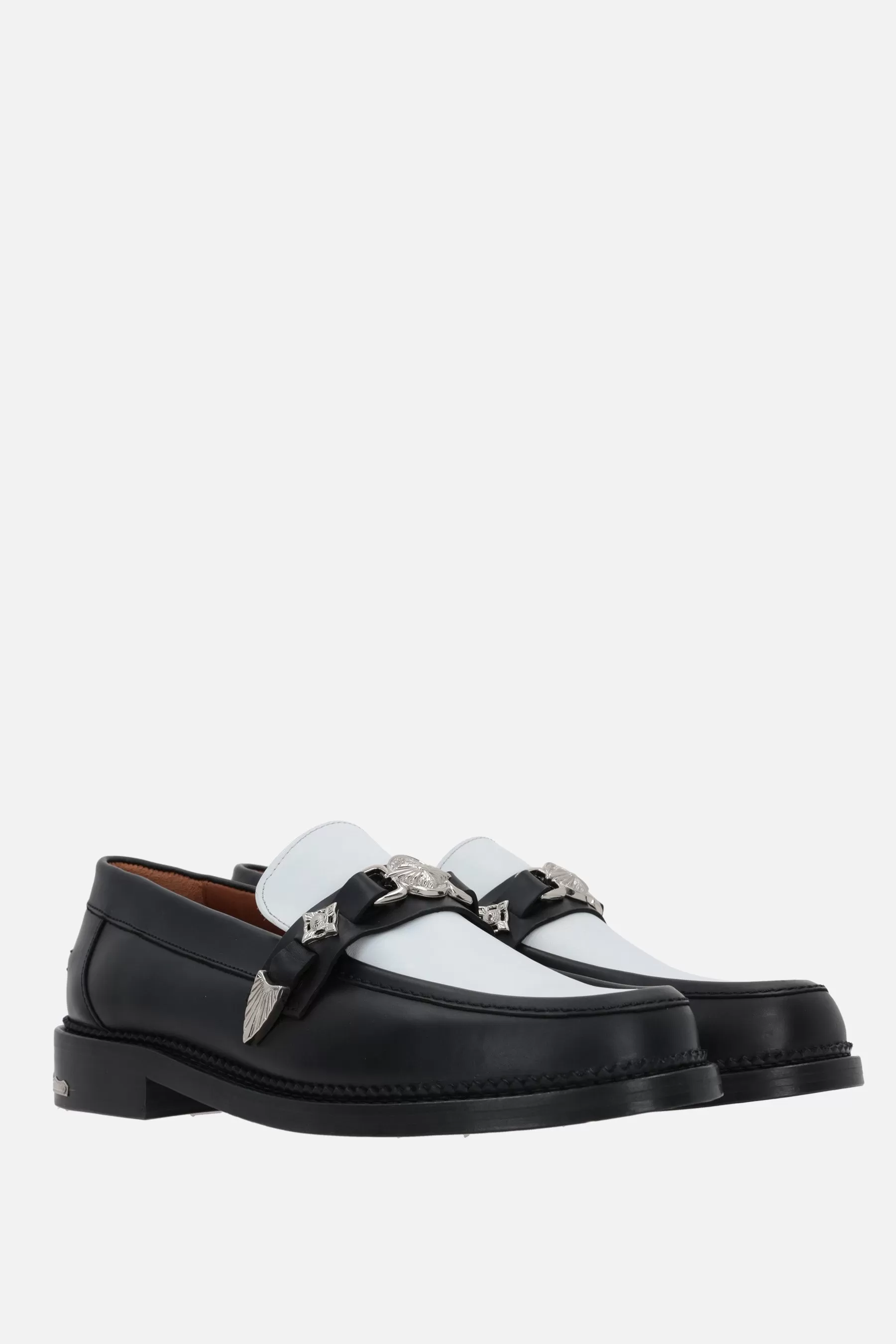 buckle-detailed smooth leather loafers