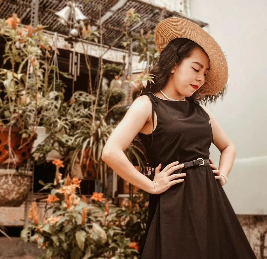 Hepburne’s black midi dress