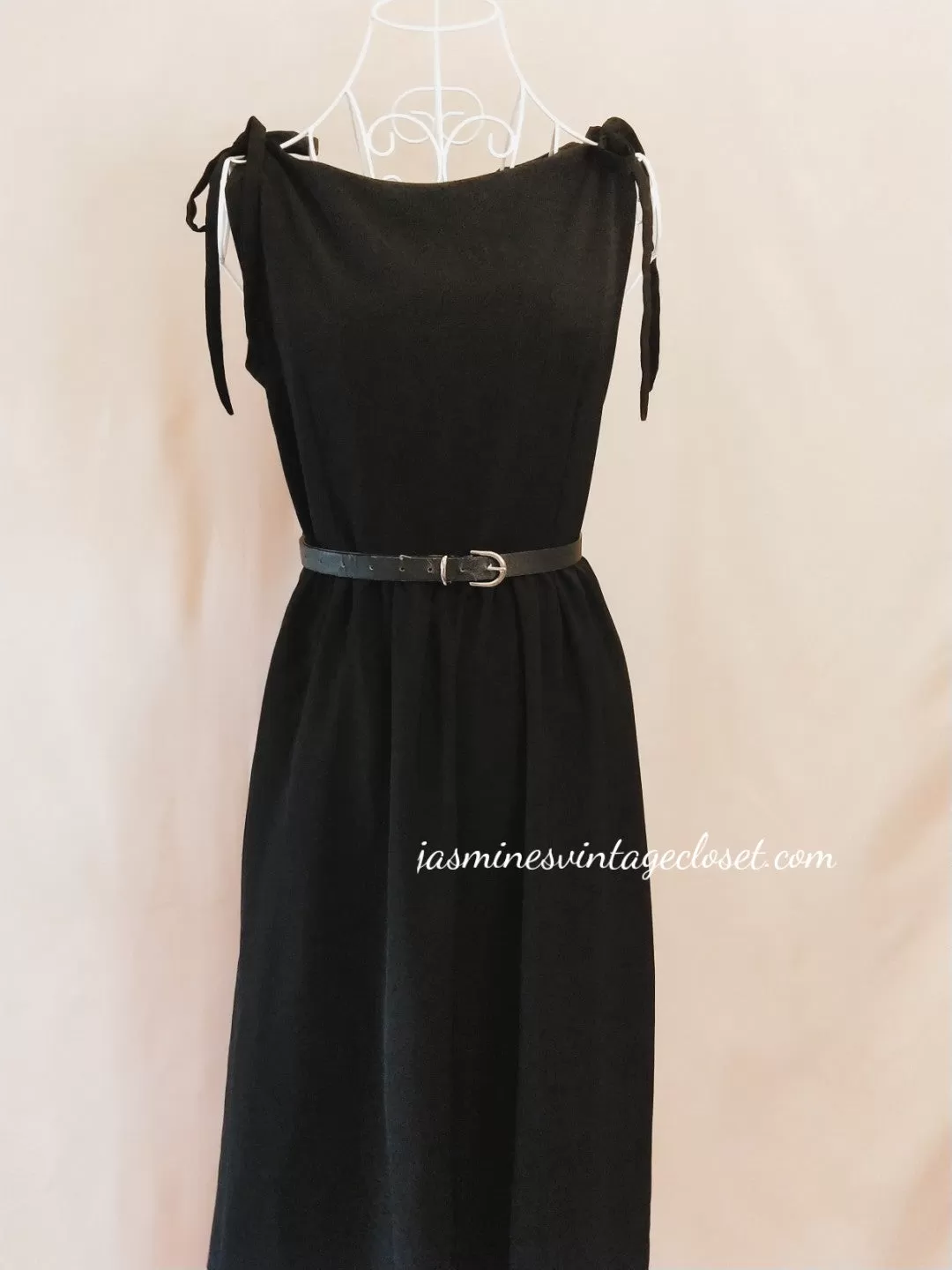 Hepburne’s black midi dress