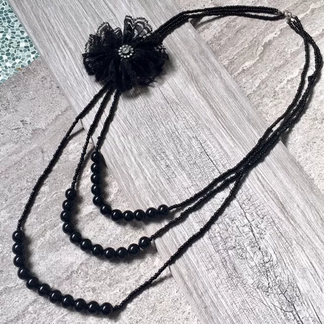 LONG BEADED PEARL CORSAGE MULTI-LAYER NECKLACE - BLACK