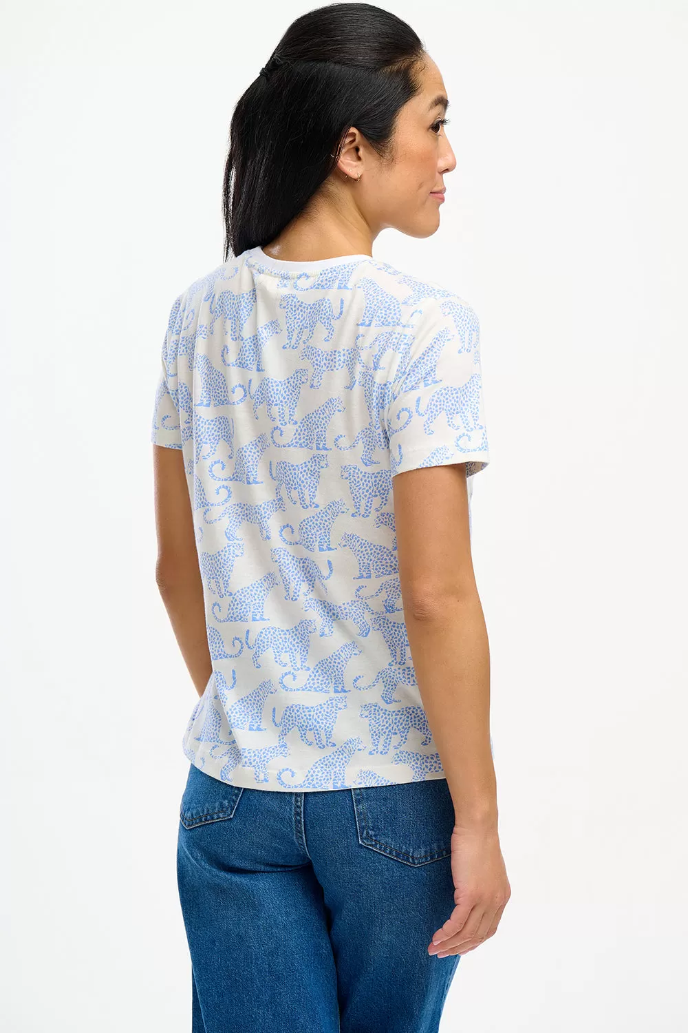 Maggie T-Shirt - Off-White/Blue, Leopard Spots