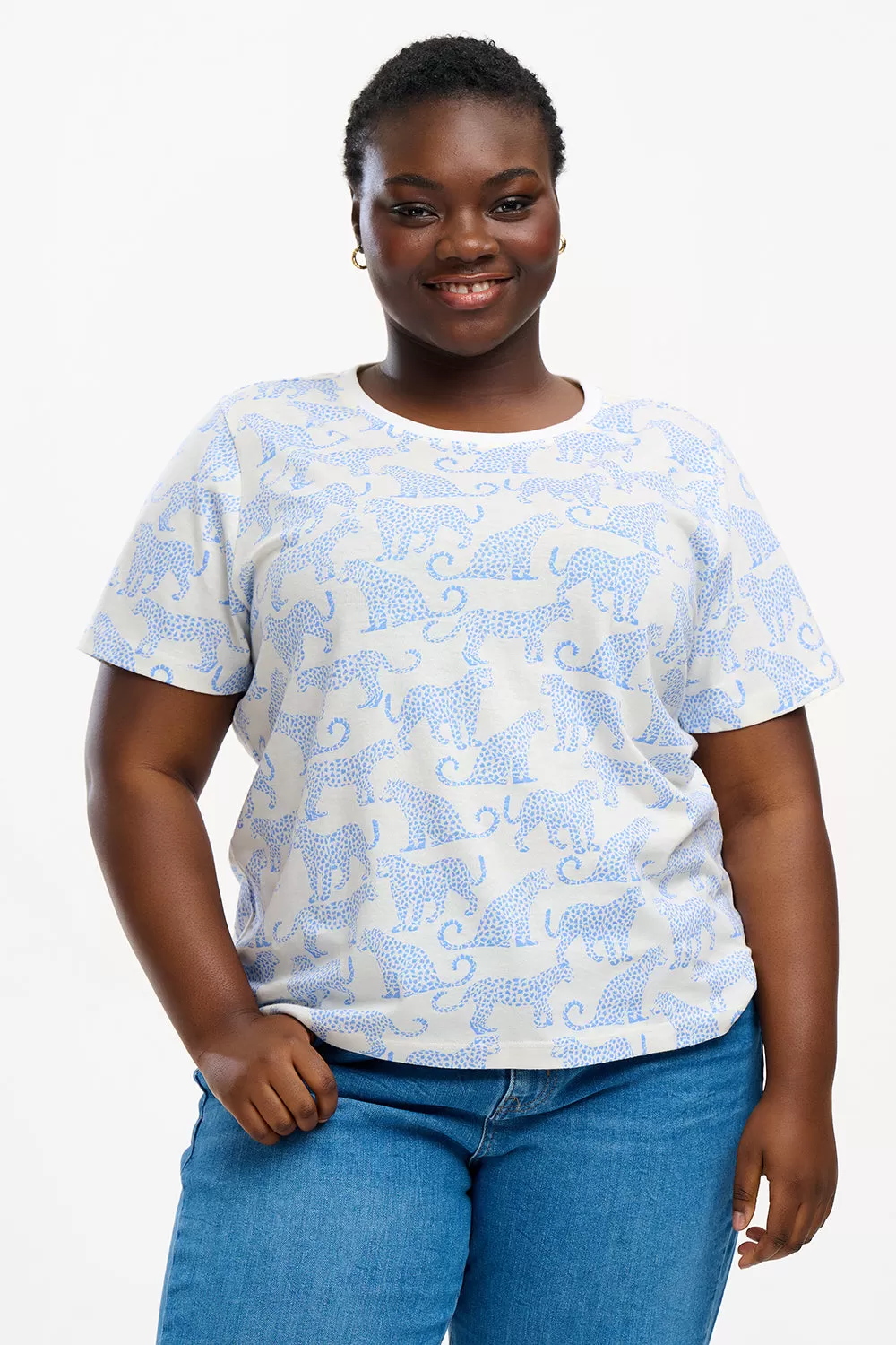 Maggie T-Shirt - Off-White/Blue, Leopard Spots