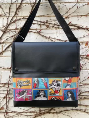 Messenger Bag - Wonder Woman