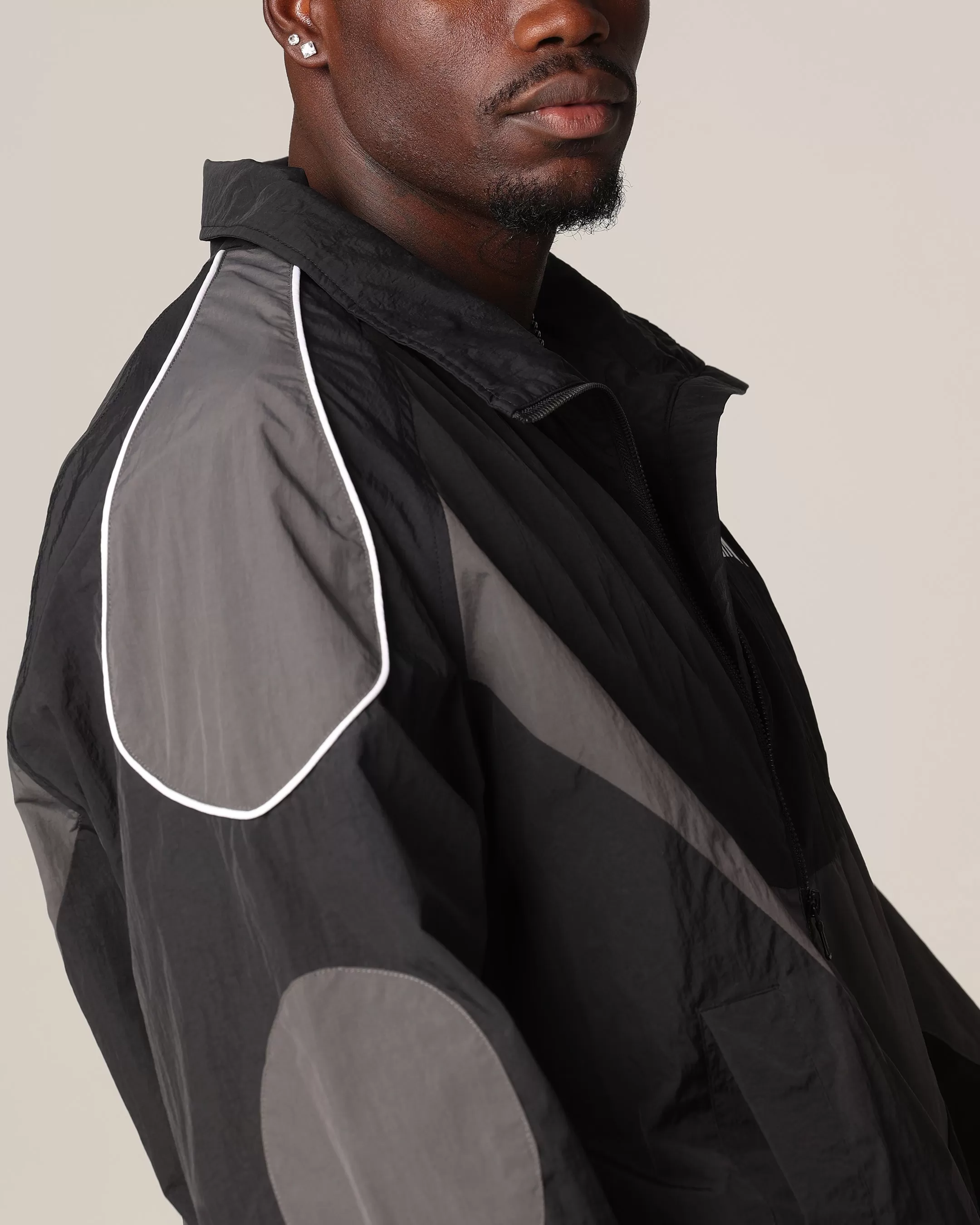 Saint Morta Rage Windbreaker Black/Grey